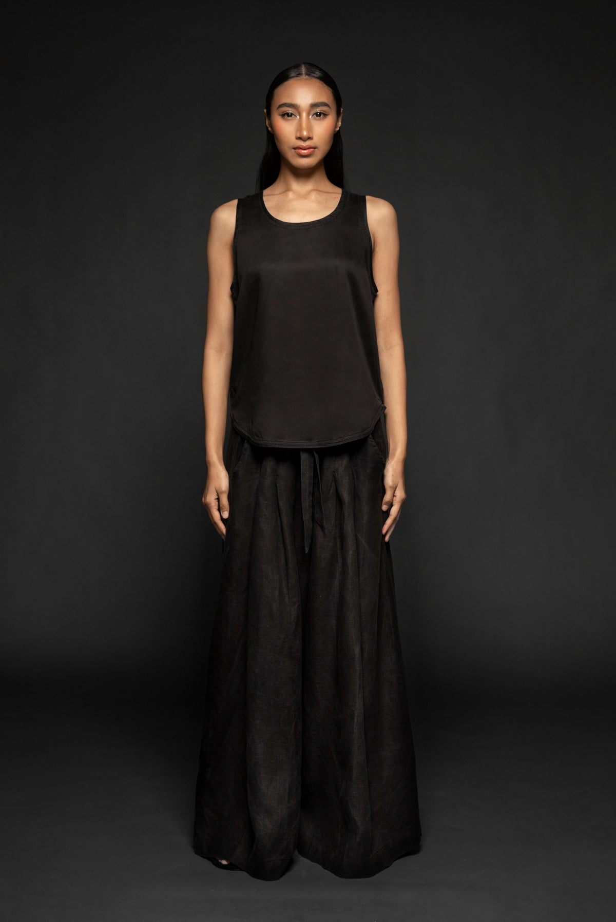 MAYKA BLACK