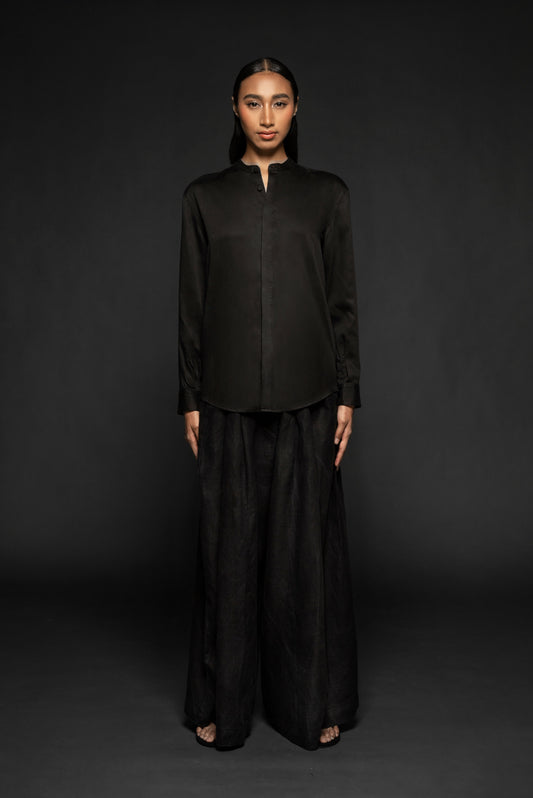 Syomsz Nehru collar shirt in black Tencel, front view