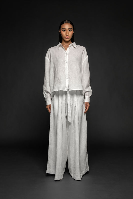 QAMIS MUNTAZ WHITE